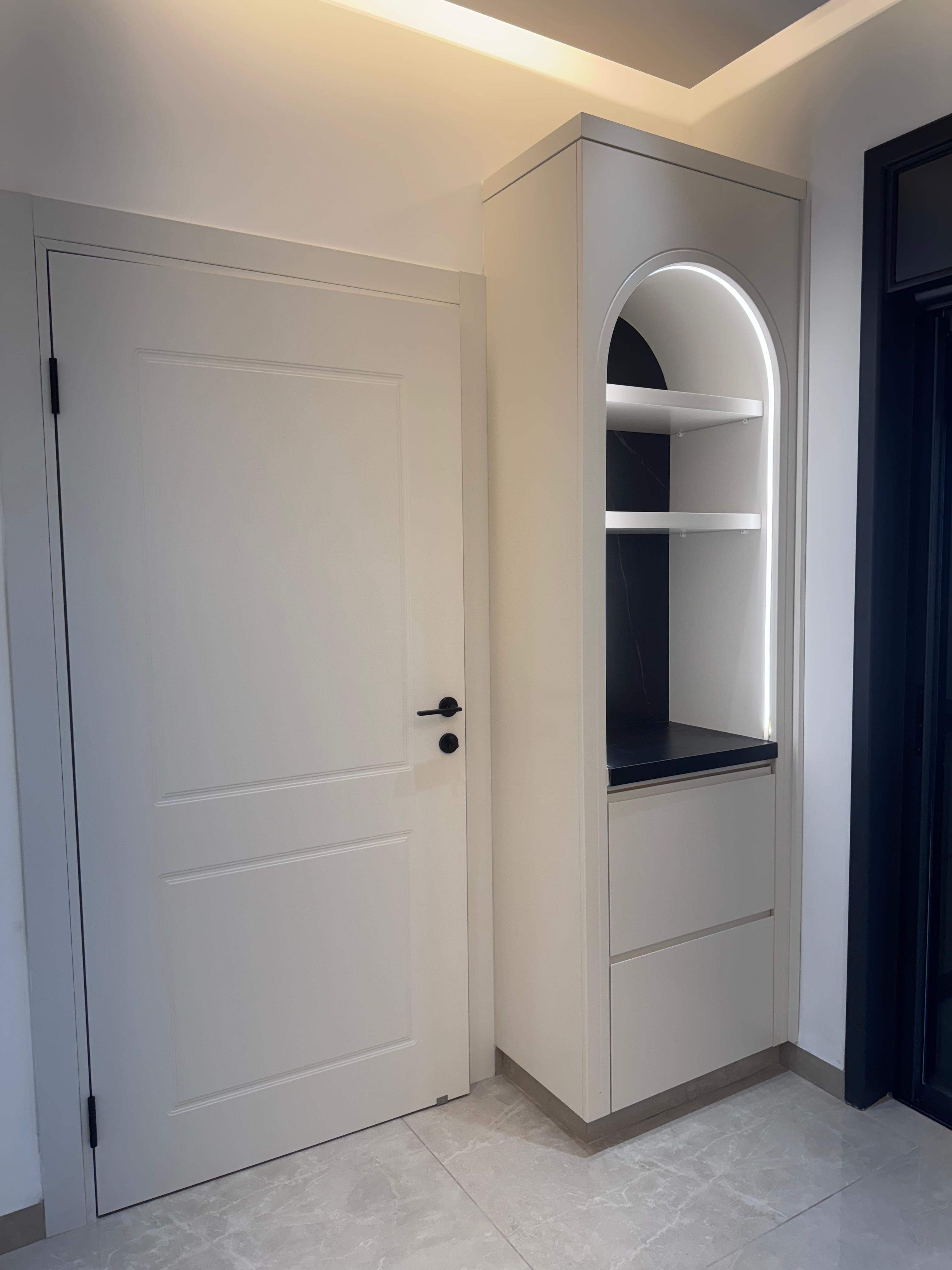 Interior Door & Cabinet